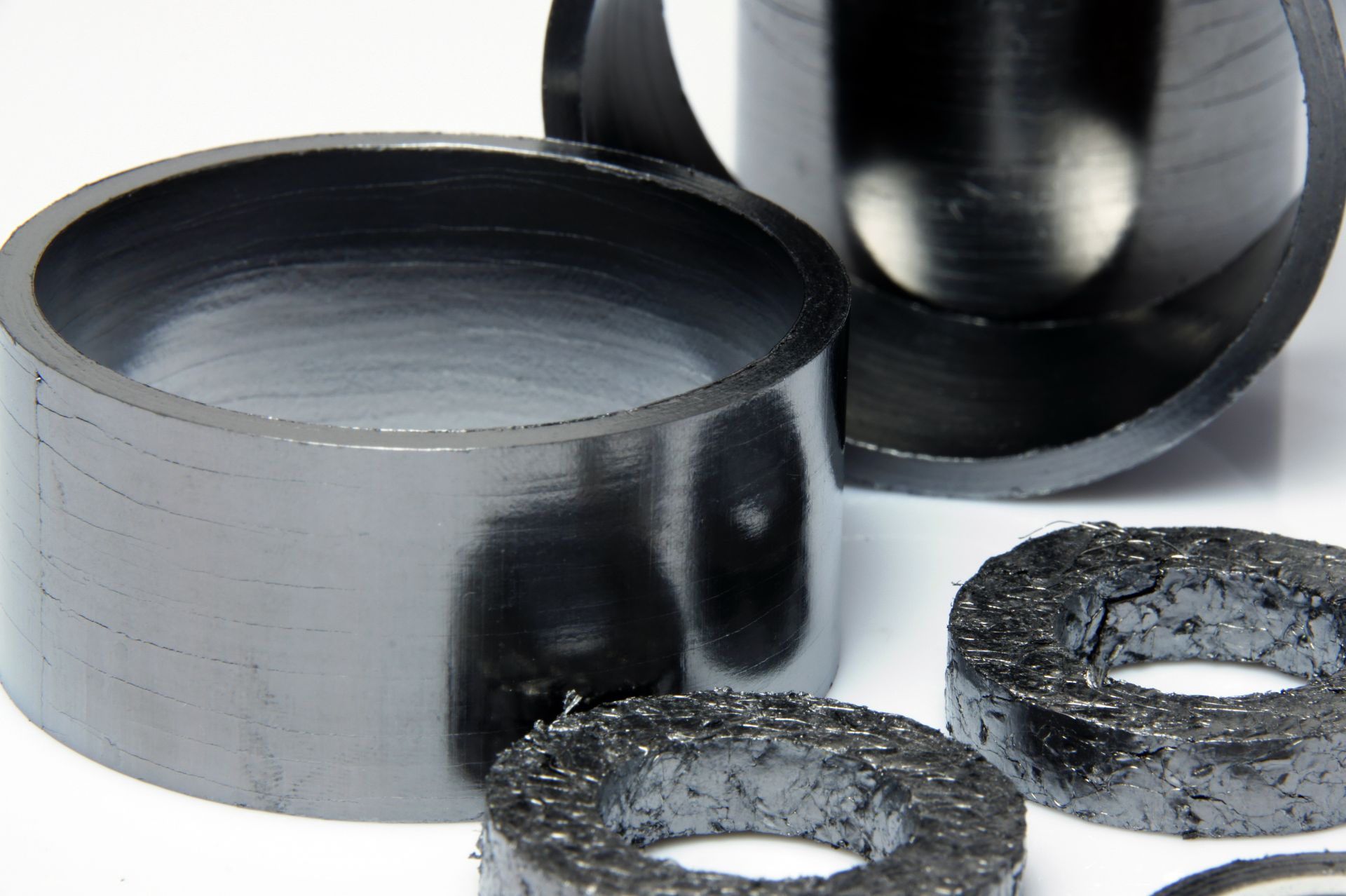 COMPOSITE MATERIAL SEALS